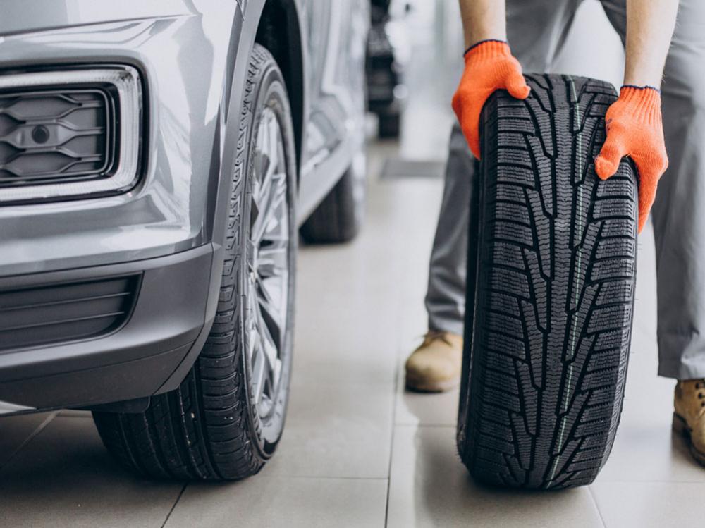 thumbnail Berbagai Penyebab Ban Mobil Kempes yang Mungkin Belum Anda Ketahui